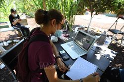 Mỹ lo ngại học trực tiếp sẽ khiến dịch COVID-19 càng nghiêm trọng