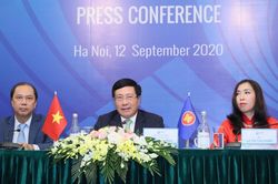 ASEAN không muốn kẹt trong cạnh tranh nước lớn