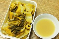 Những người 'chết thèm' cũng không nên ăn dưa muối kẻo rước họa vào thân