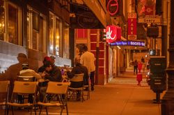 Nhà hàng tại San Francisco hứng đòn từ dịch Covid-19 và cháy rừng