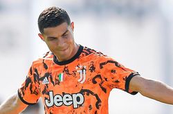 Highlights Juventus 5-0 Novara: Tân binh tỏa sáng