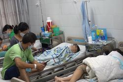 Quận 2: Hơn 20 học sinh tiểu học nhập viện nghi do ngộ độc thức ăn tại trường