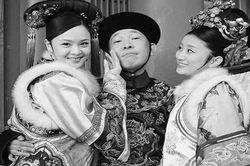 3 thái giám giả Trung Hoa khiến vua lao đao, hoàng hậu bất chính