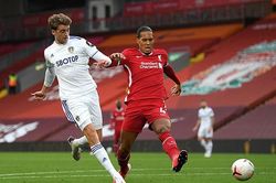 CLB Liverpool chiến thắng 4-3 Leeds United: Tiền đạo Salah chói sáng