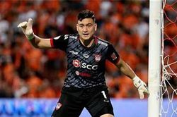 Đặng Văn Lâm trở lại với phong độ 'không thể tin nổi'