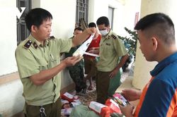 Bắt giữ số lượng hàng hóa có dấu hiệu nhập lậu ở Lạng Sơn