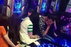Hơn 20 thanh niên dương tính với ma túy trong quán karaoke Dubai