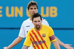 Messi gọi đối thủ là 'đồ ngốc'