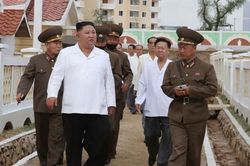 Ông Kim: Quân đội 'làm nên mọi kỳ tích' tại vùng thiên tai