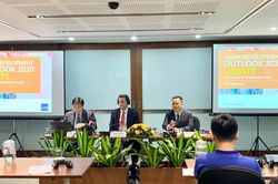 ADB: Kinh tế Việt Nam vẫn đứng vững trước COVID-19