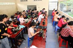 Chuẩn nghèo mới: hướng xóa bỏ chính sách 'cho không'