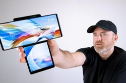 LG vừa ra mắt chiếc smartphone độc lạ nhất của năm 2020