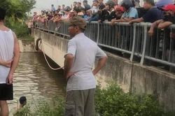Vĩnh Phúc: Thương tâm ông cùng 2 cháu rơi xuống kênh nước trên đường về nhà