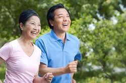 Sống an nhiên tuổi trung niên khi từ bỏ những thói quen này