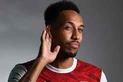 Aubameyang gia hạn hợp đồng, nhận lương 'khủng' nhất Arsenal
