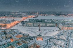 Ngắm Saint Petersburg thơ mộng trong ngày đông tuyết trắng