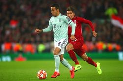 Thiago Alcantara sắp gia nhập Liverpool