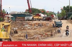 Hơn 11 tỷ đồng xây cầu 'vượt lũ' vùng hạ du hồ Kẻ Gỗ ở Hà Tĩnh