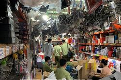 Mối họa từ phụ tùng xe máy giả
