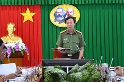 Công an tỉnh Trà Vinh triển khai kế hoạch thực hiện cấp thẻ căn cước công dân