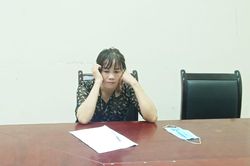 Người phụ nữ trốn trên xe đầu kéo để khỏi cách ly Covid-19