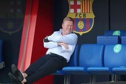 Koeman chưa được công nhận là HLV của Barcelona