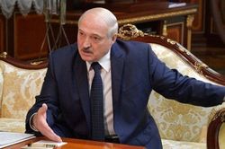 Tình hình Belarus: Tổng thống Lukashenko 'ra tay' với một số Đại sứ, nói châu Âu cho 'nổ tung bom nhiệt hạch'