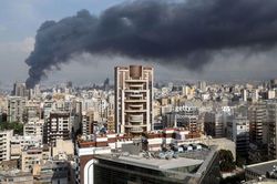 Quân đội Lebanon phát hiện 1,3 tấn pháo hoa tại cảng Beirut
