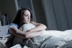 Tại sao nhiều người tỉnh giấc giữa đêm?