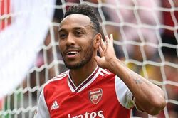 Aubameyang, 'sát thủ' derby London