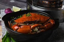Ăn thử món miến xào cua nguyên con