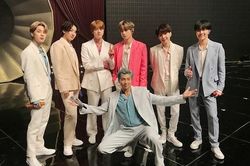 BTS cuối cùng cũng hé lộ về album mới, thích chí khi được rảnh rỗi