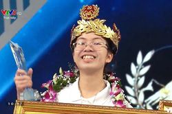 Đường lên đỉnh Olympia 2020: 'Nhà leo núi' Thu Hằng đem vòng nguyệt quế đầu tiên về Ninh Bình
