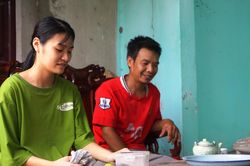 Gia cảnh khó khăn, nữ sinh từ bỏ ước mơ bác sĩ