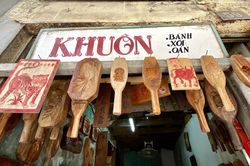 Triết lý 'ngược đời' của người thợ Hà thành 40 năm làm khuôn bánh Trung thu