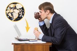 9 thói quen thường gặp âm thầm giết chết các thiết bị điện tử