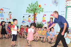 Trẻ mầm non làm quen với tiếng Anh: Hiệu ứng tích cực