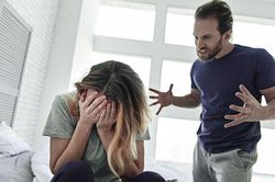 Trắc nghiệm: Người đàn ông của bạn có thuộc tuýp gia trưởng?