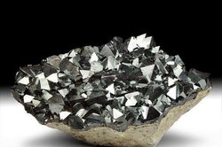 Từ thạch trị đau đầu chóng mặt, tai ù tai điếc