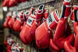 Học viên boxing tử vong trong tư thế treo cổ