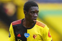 Chuyển nhượng MU 21/9: Rộng đường chiêu mộ Ismaila Sarr, được khuyên sa thải Solskjaer