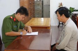 Vào quán nước bàn chuyện làm ăn, người phụ nữ bị đánh thuốc mê mất hết tài sản