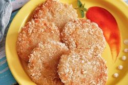 Thịt gà chiên với khoai tây thì ăn vặt cũng thích mà ăn cơm cũng tuyệt