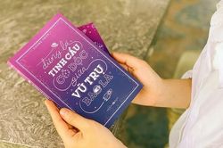 'Đừng là tinh cầu cô độc giữa vũ trụ bao la': Cuốn sách dành cho những trái tim cô đơn