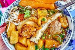 Các kiểu bún riêu khác lạ cho ngày mưa