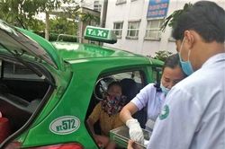 Sản phụ sinh con trên taxi