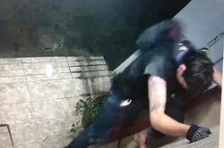 Siêu trộm nhí thủ súng đột nhập các tòa nhà trung tâm Sài Gòn