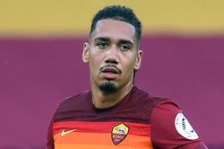 MU làm khó AS Roma trong vụ Chris Smalling