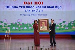 Giáo dục luôn được ưu tiên đi trước!