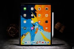 Đây là sản phẩm đầu tiên của Apple được trang bị màn hình miniLED